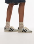 [adidas Originals] adidas Originals Japan sneakers in metallic silver and black 39 1/3 SILVER
