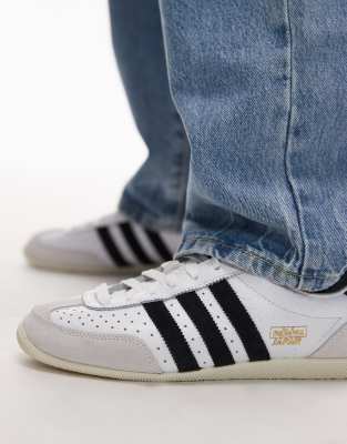 adidas Originals Japan trainers in white and black - View 3