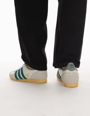 adidas Originals Japan trainers in white and green - View 4