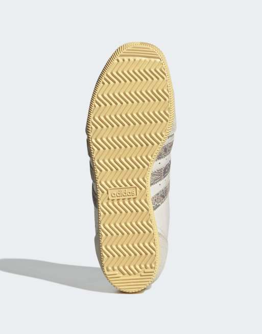 adidas Originals Japan x Liberty London Sneaker in Wollweiß, 2 von 5