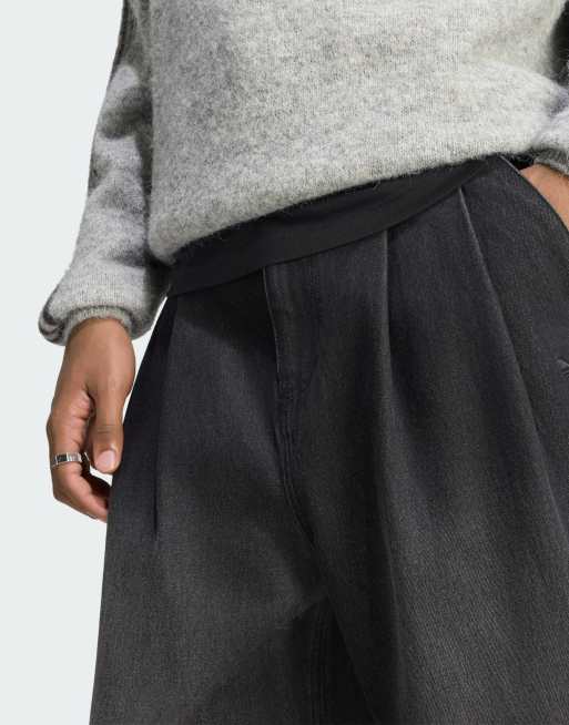 adidas Originals Jeans mit mittlerer Leibhöhe und weitem Bein in schwarzem Denim, 4 von 4