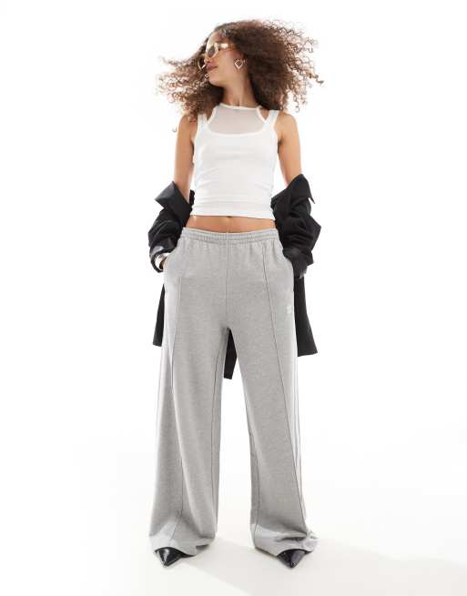 adidas Originals - Joggers a fondo ampio grigi in spugna con 3 strisce