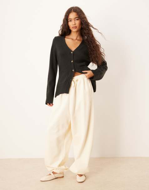 adidas Originals - joggers con logo lineal en crema - view 1