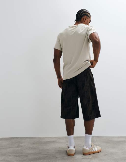 adidas Originals Jorts in Braun mit Monogramm, 5 von 5