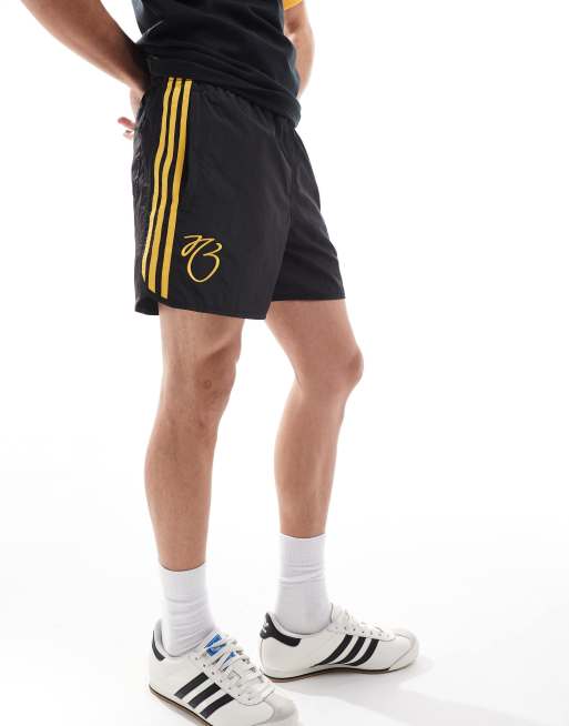 adidas Originals – Jude Bellingham – Svarta och guldfärgade shorts