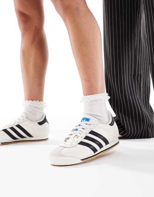 Adidas schuhe weiß mit schwarzen streifen online