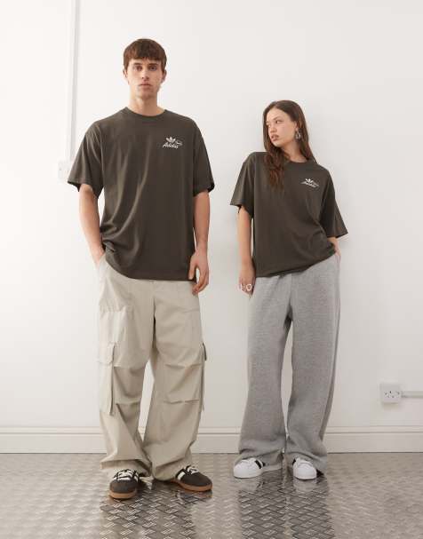 adidas Originals - Kakifarvet T-shirt med 'One Groove'-print - view 1