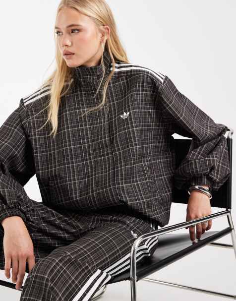 adidas Originals karierte Trainingsjacke in Nachtbraun - view 1