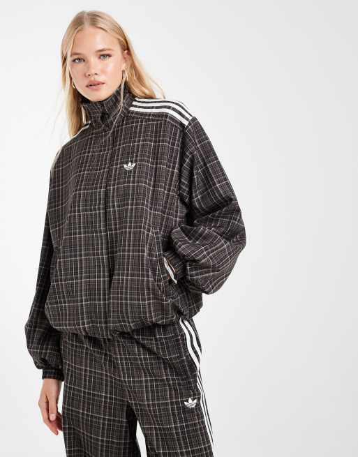adidas Originals karierte Trainingsjacke in Nachtbraun, 3 von 4