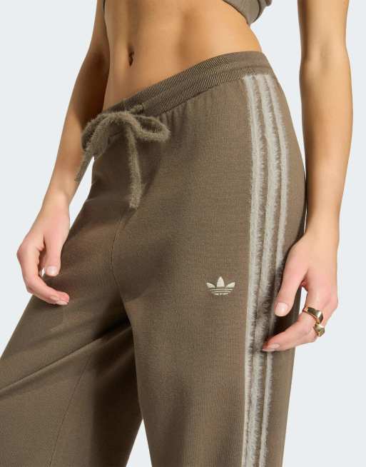 adidas Originals – Knit Firebird – Trainingshose in Branch/Silver Pebble, 2 von 4