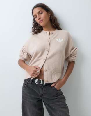 Cardigan 3