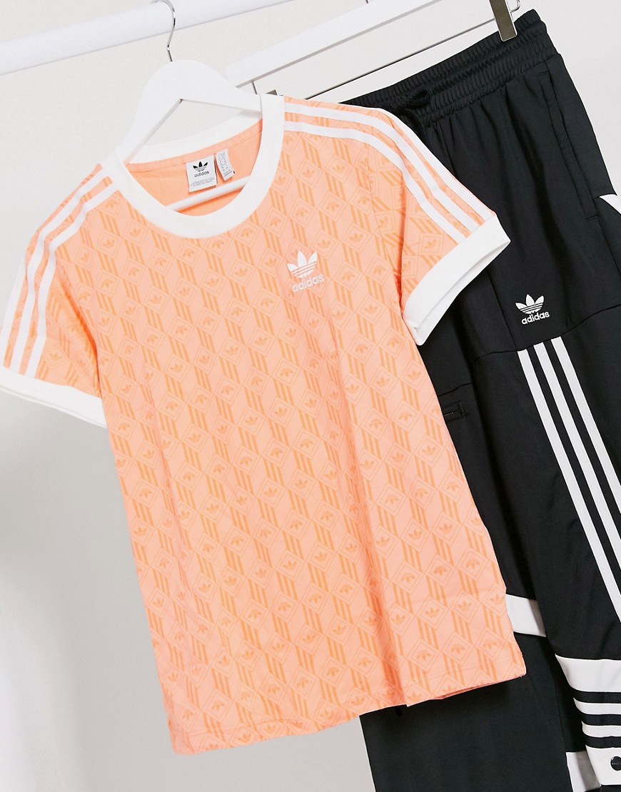 Adidas Originals – Korallfärgad t-shirt med logga och tre ränder-Orange