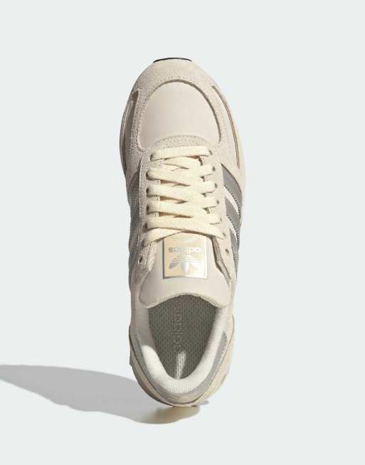 adidas Originals LA Sneaker in Hellbeige und Silber, 3 von 4
