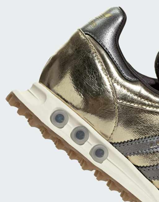 adidas Originals La trainer OG Sneaker in Gold-Metallic und Silber, 4 von 4