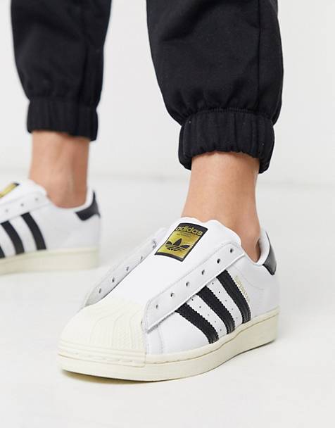 adidas Originals Laceless Courtside Superstar trainers in white
