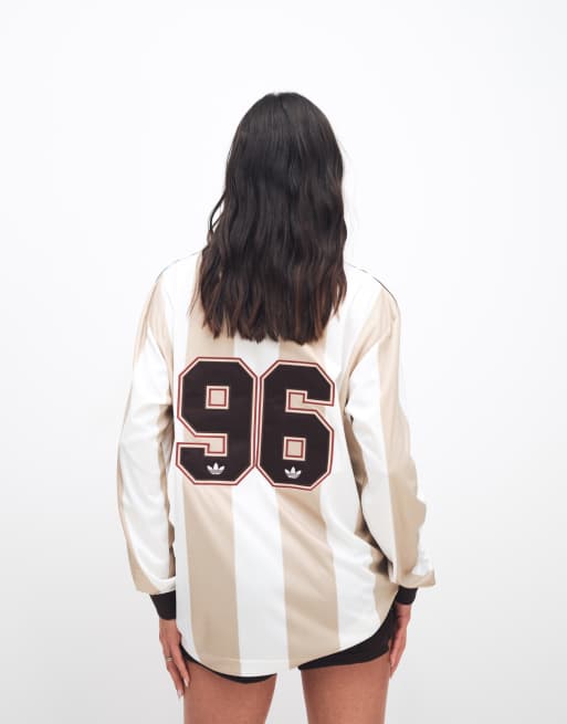 adidas Originals – Langärmliges Trikot mit Streifen in Wollweiß und Steinbeige und 96-Grafik, 4 von 4