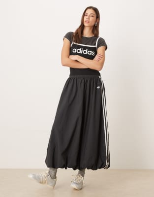 adidas Originals - Langer Ballonrock in Schwarz