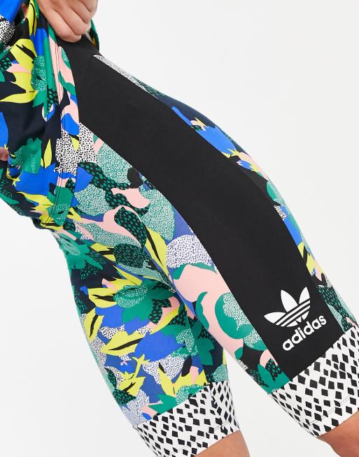 adidas Originals - Leggingshort met print in multi