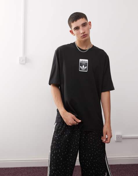 adidas Originals Leo oversized tee in black - view 1