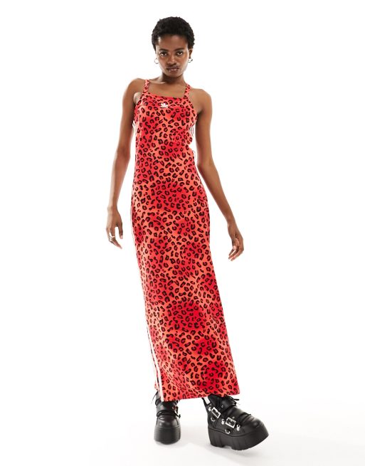 adidas Originals – Leopard Luxe – Maxikleid in Rot mit All-over-Leopardenmuster