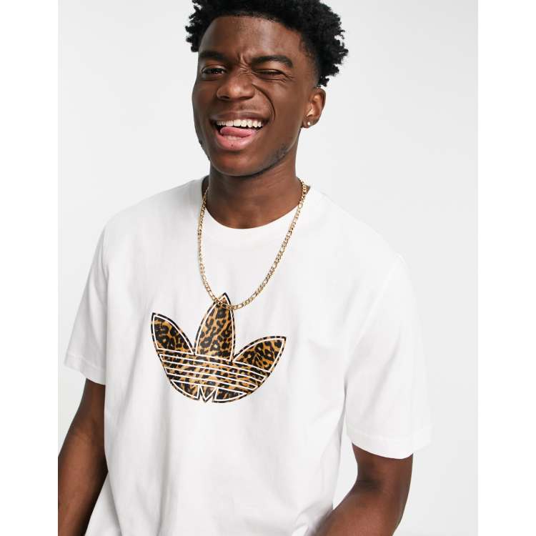 ★ADIDAS ORIGINALS★ Leopard Print Trefoil Boyfriend T-Shirt adidas Originals Leopard Print Trefoil Boyfriend T-shirt in