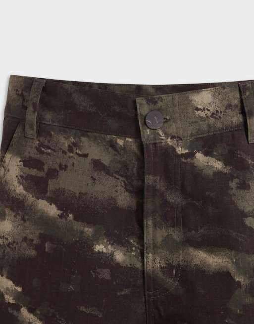 adidas Originals locker geschnittene Hose im Military-Muster, 8 von 9