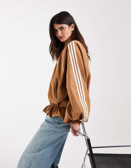 adidas Originals lockeres Oversize Firebird Tracktop in Braun exklusiv bei ASOS, 2 von 4