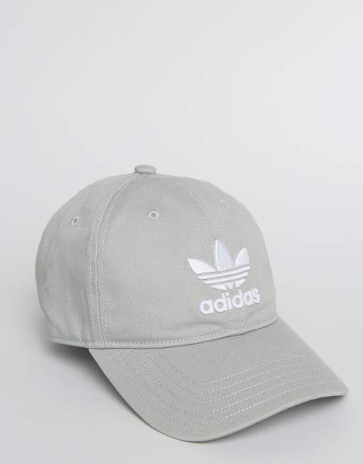 Adidas store cap grau