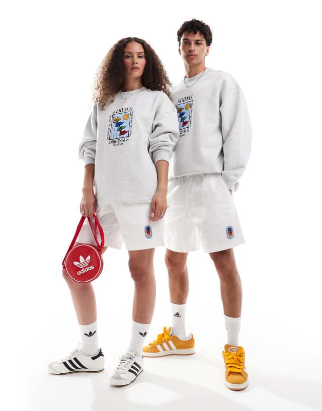 adidas Originals - logo unisex shorts in white