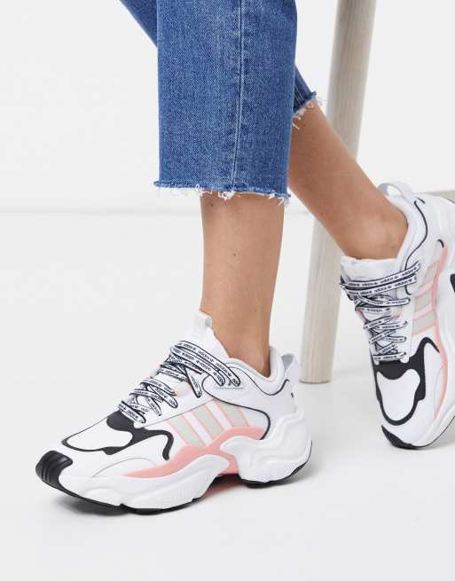 Adidas originals magmur runner sale