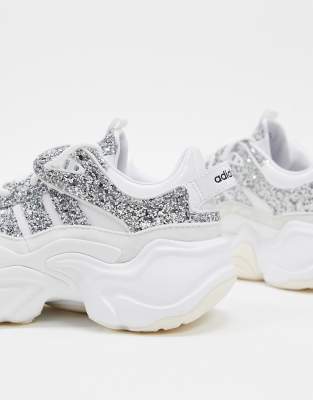 adidas originals magmur runner in white glitter