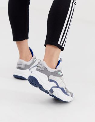 magmur runner sneakers