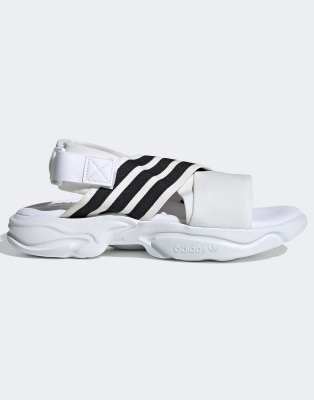 sandal adidas original