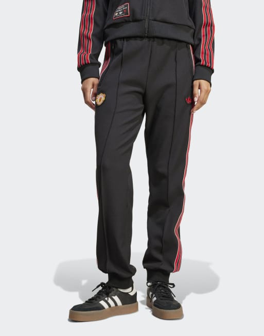 adidas Originals – Manchester United Terrace Icons – Czarne spodnie dresowe