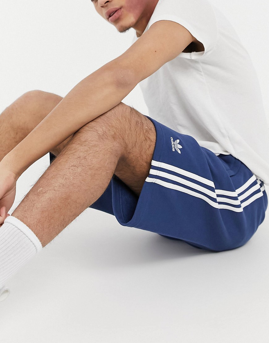 Adidas Originals – Marinblå shorts med 3 ränder