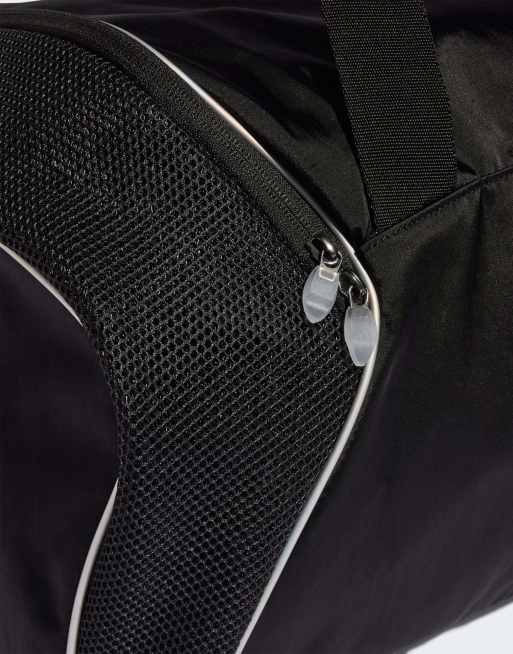 adidas Originals Medium duffle bag in black, 3 of 4