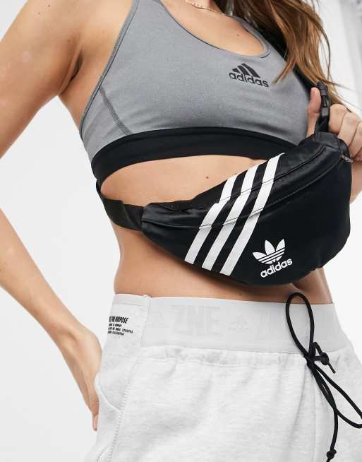 adidas Originals - Mini bæltetaske i sort