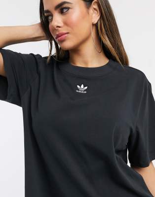 adidas mini logo t shirt