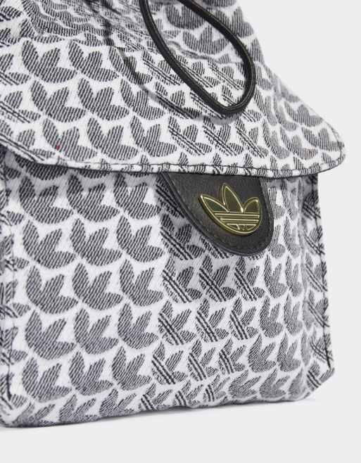 adidas Originals Mini Rucksack in WeiB und Schwarz ASOS