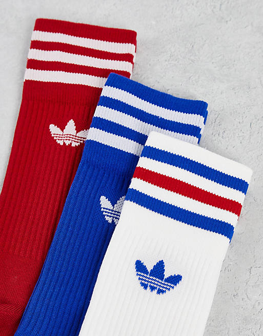 adidas Originals – Mittelhohe Crew-Socken in Weiß, Rot und Blau mit 3  mehrfarbigen Streifen im 3er-Pack | ASOS