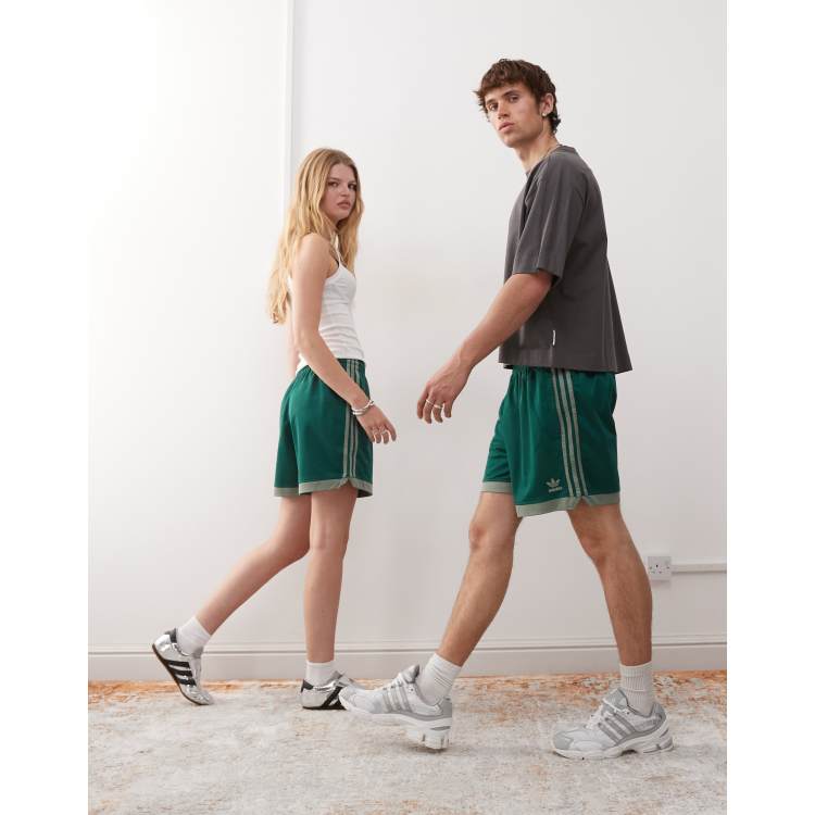 関税込み【adidas originals】mockeylet shorts in green 207543540-1-midgreen?$n_750w$&