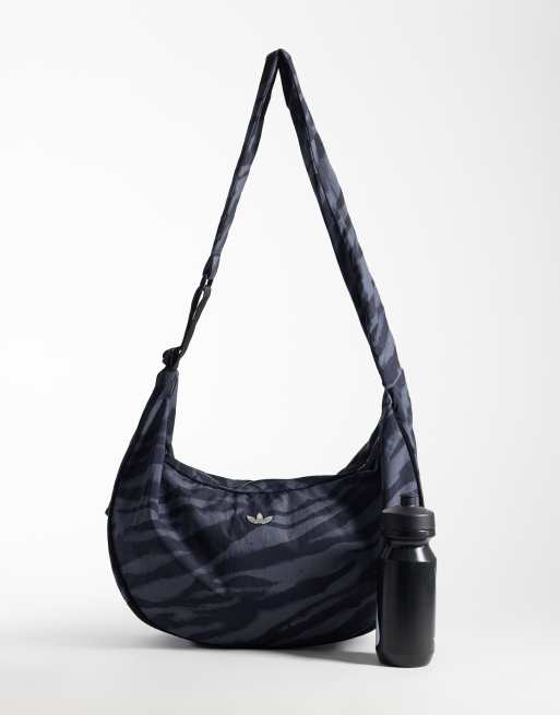 adidas Originals Moonbag in black, 2 of 4