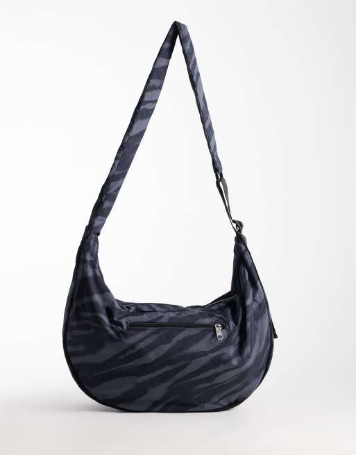 adidas Originals Moonbag in black, 3 of 4
