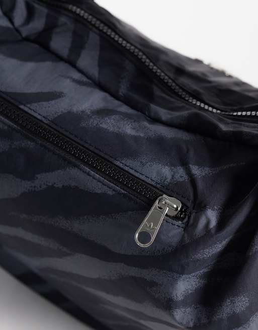 adidas Originals Moonbag in black, 4 of 4