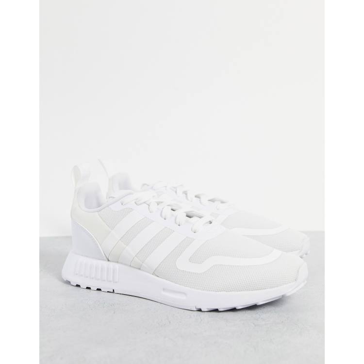 Adidas originals u-path run outlet trainers in triple white