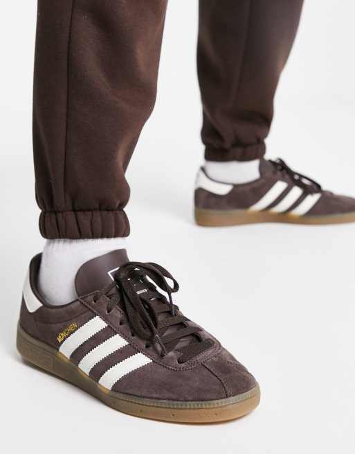 adidas Originals – Munchen – Brązowe buty sportowe na gumowej podeszwie