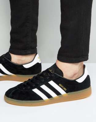 adidas Originals Munchen Trainers In 