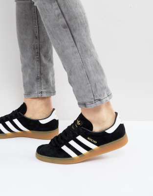 adidas Originals Munchen Trainers In Black | ASOS