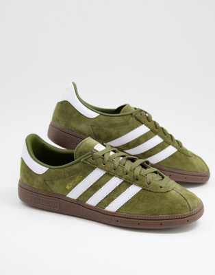 adidas Originals Munchen trainers in khaki with gum sole | ASOS