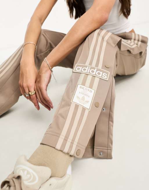 adidas Originals ADIBREAK - Tracksuit bottoms - chalky brown/brown